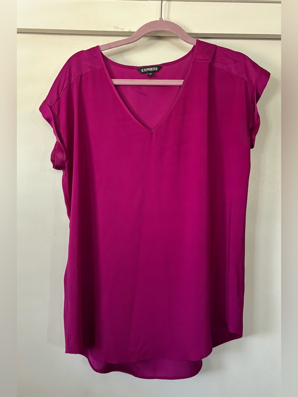 Express Women's Bright Magenta V-Neck Caree Blouse